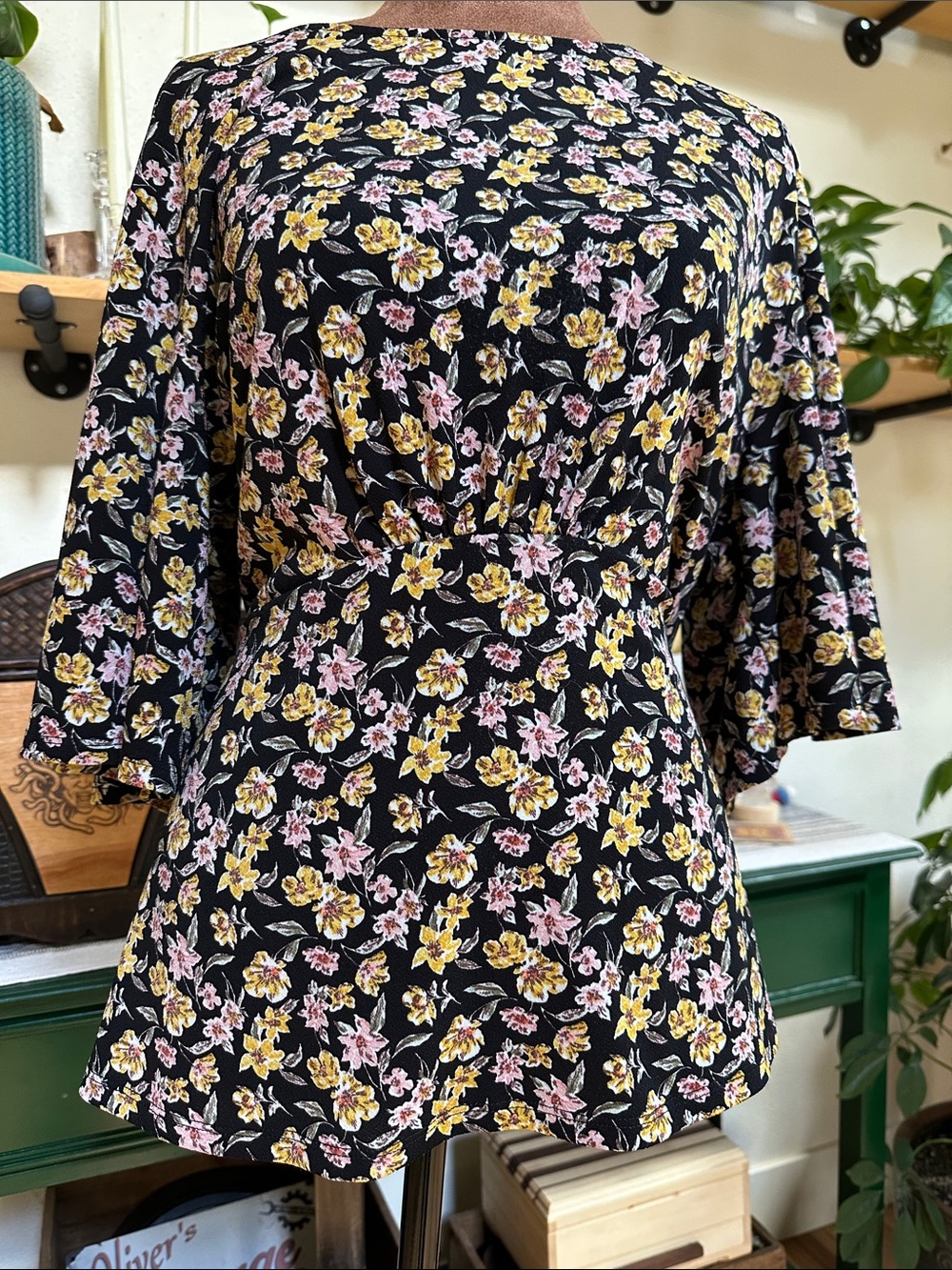 Stretchy Flowy Feminine Cut Floral Top